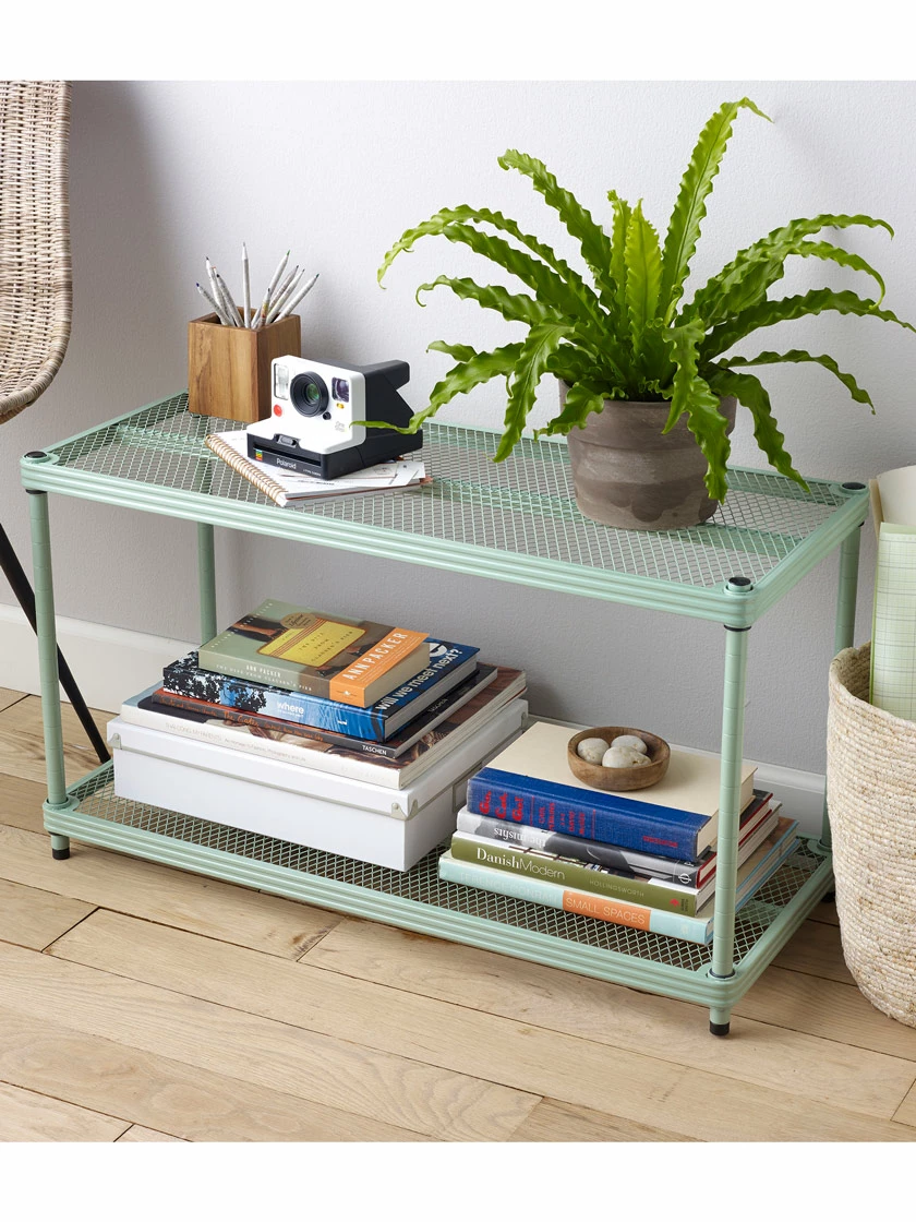 MeshWorks © Stacking Plant Shelves 3 MeshWorks © Stacking Plant Shelves